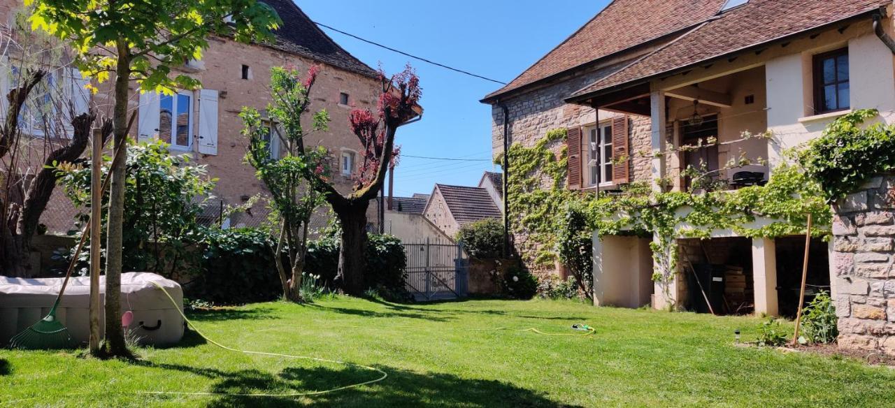 Gite Le Lavoir - Laives エクステリア 写真